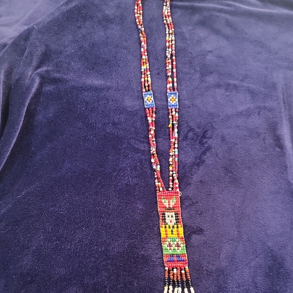 Handcrafted Beaded Necklace with Multicolor Design